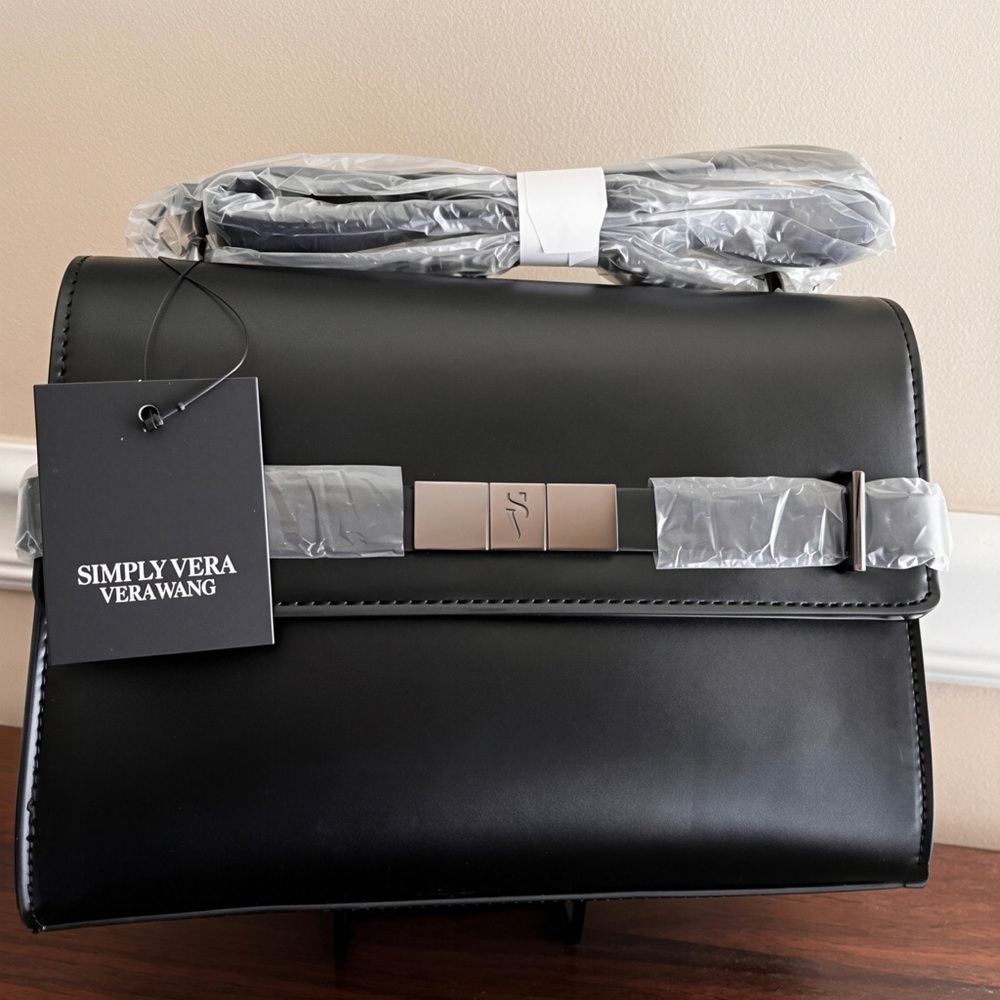 NEW WITH TAGS Simply Vera Vera Wang Belted Flap Crossbody Bag